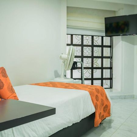Hotel Montes De La Castellana Armenia  Ngoại thất bức ảnh